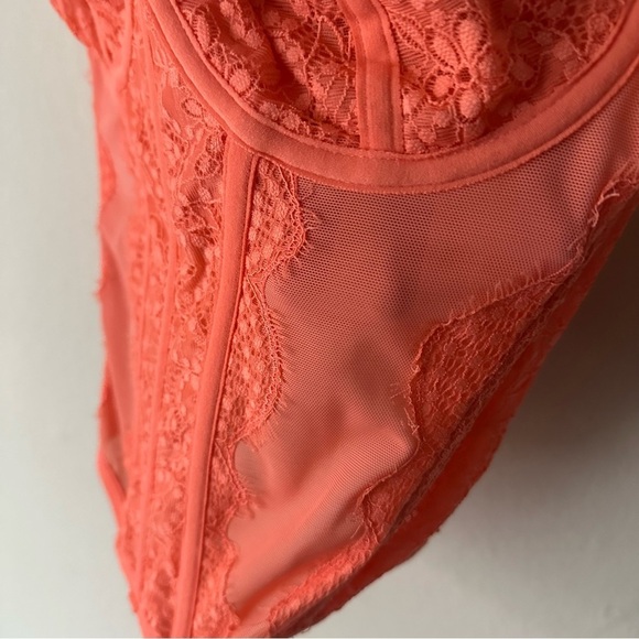 Urban Outfitters UO MODERN LOVE CORSET TOP M - Picture 7 of 10